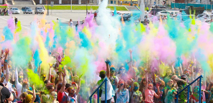 Фоторепортаж: Фестиваль красок прошел в Горно-Алтайске
