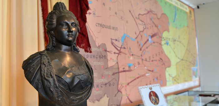 Бронзовый бюст императрицы Елизаветы установили в музее