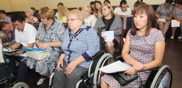 В Горно-Алтайске обсудили проблемы инвалидов