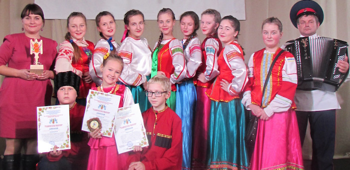 Майминский ансамбль «Любо» успешно выступил на фестивале «Сибирские беседы»