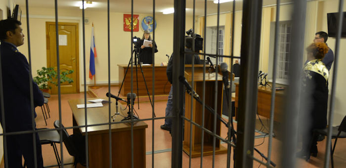 За получение взяток Петренко приговорили к штрафу в 3 млн рублей (фото, видео)