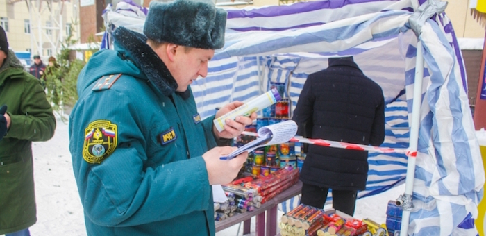 В Горно-Алтайске пресечена продажа некачественной пиротехнической продукции