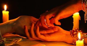 Гадалку-мошенницу приговорили к обязательным работам