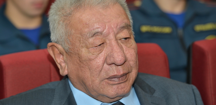 Задержан глава Кош-Агачского района Ауельхан Джаткамбаев (видео)