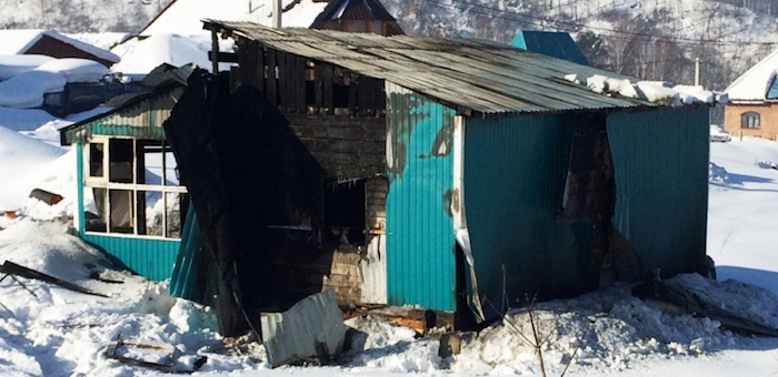 Два пожара произошло из-за замыкания электропроводки