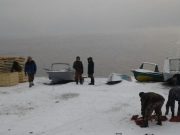 В районе поисков вертолета обнаружено тело женщины