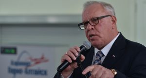 Бердников провел совещание с властями Кош-Агачского района