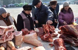 Более 16 тонн мяса продали на ярмарке в Горно-Алтайске