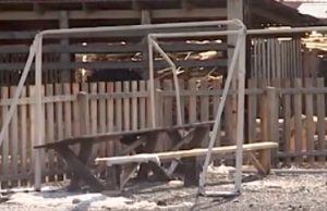Ребенок в Узнезе почти ослеп из-за упавших на него футбольных ворот