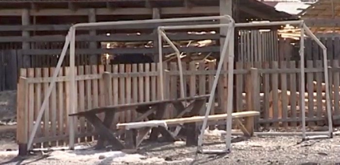 Ребенок в Узнезе почти ослеп из-за упавших на него футбольных ворот