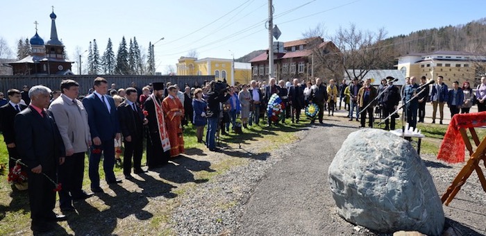 Память ликвидаторов чернобыльской катастрофы почтили в Горно-Алтайске