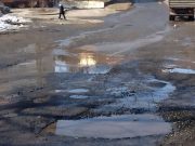 Общественность и ГИБДД провели рейд по «убитым» дорогам Горно-Алтайска (фото)