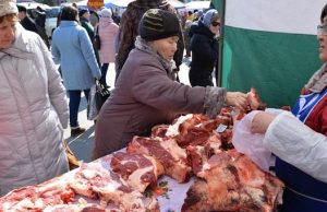 Около 12 тонн мяса продали на ярмарке в Горно-Алтайске