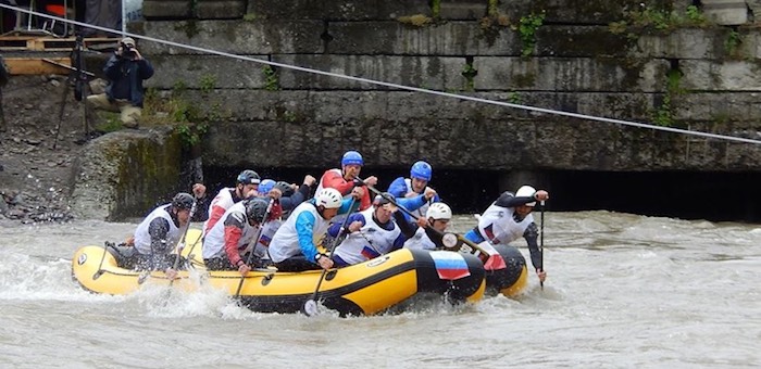 Команда ГАГУ по рафтингу завоевала золото на чемпионате Европы в Грузии