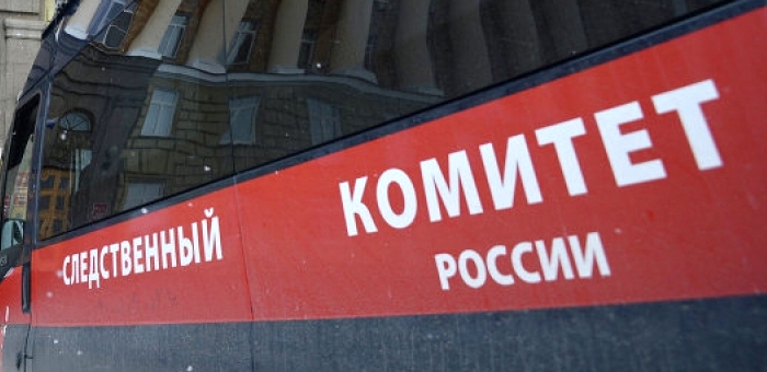 Следователи заинтересовались отцом младенца, которого малолетняя мать бросила в Турочаке