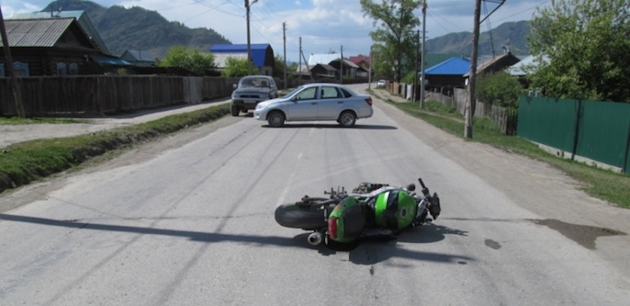 В Онгудае пьяный мотоциклист сбил ребенка