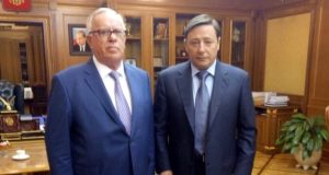 Бердников и Хлопонин обсудили вопросы сохранения Телецкого озера