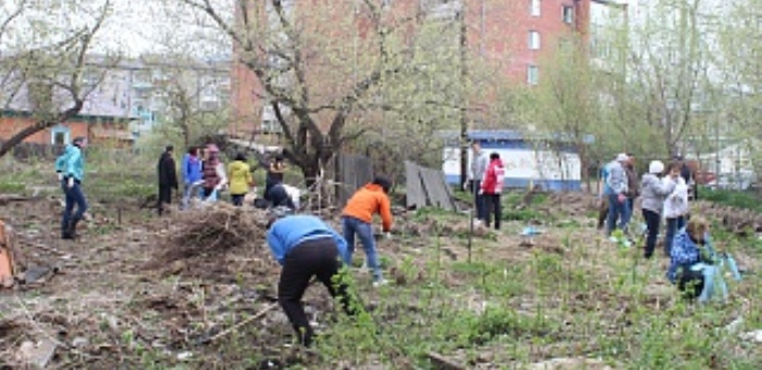 Сотни тонн мусора собрали на субботниках в Горно-Алтайске