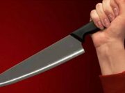 Молодая женщина ударила супруга ножом и сама вызвала «скорую»