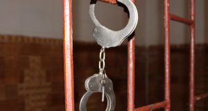17-летний житель республики пойдет под суд за украденные кепку, носки и кроссовки