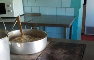 В правительстве снова за антисанитарию закрыли столовую