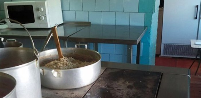 В правительстве снова за антисанитарию закрыли столовую