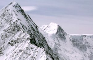 Турист из Севастополя сломал ногу на Белухе