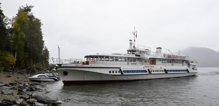 Теплоход «Пионер Алтая» совершил последний рейс в этом сезоне