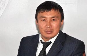 В Улагане в ДТП погиб поэт и общественный деятель Айдынбек Тазрашев с женой