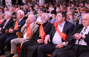 Свыше 50 выдающихся жителей Горно-Алтайска были награждены в День города