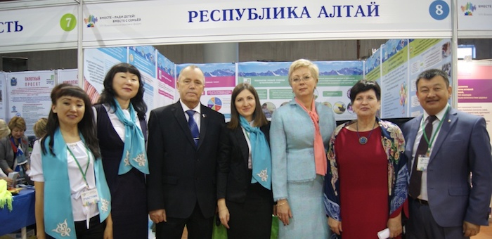 Социальный проект из Республики Алтай получил награду на форуме в Мурманске