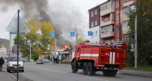 Пожар на автомойке в Горно-Алтайске. Подробности от МЧС