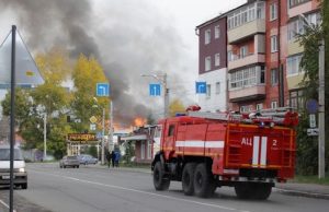 Пожар на автомойке в Горно-Алтайске. Подробности от МЧС