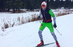 Мастер спорта Иван Гуляев тренируется на Семинском перевале