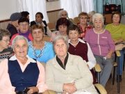 В Горно-Алтайске прошла караоке-вечеринка для пенсионеров