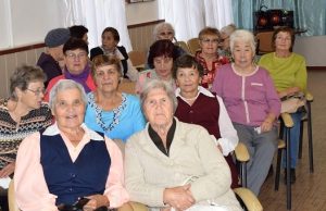 В Горно-Алтайске прошла караоке-вечеринка для пенсионеров
