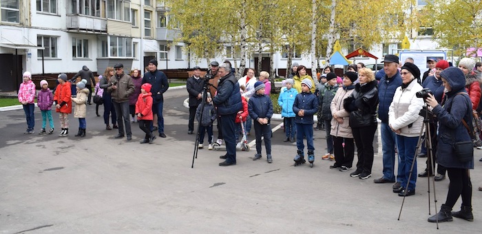 «Городская среда»: в Горно-Алтайске благоустроили еще два двора