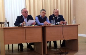 В Чое обсудили, как жить и работать без Борисова