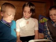 Дети-герои. Маша Комиссарова из Турочака стала победителем фестиваля «Созвездие мужества»