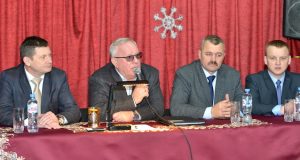 Глава республики встретился с жителями Иогача и Артыбаша