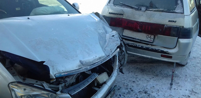 Три человека получили травмы в автоавариях в последний день 2017 года