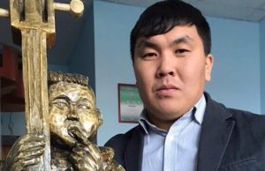 Голосуем за Мергена Тельденова на конкурсе «Биир кун»