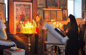 Православные готовятся отпраздновать Крещение Господне