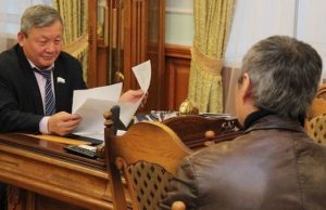 Спикер Госсобрания провел прием граждан по личным вопросам