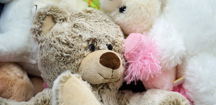 Школьник украл из магазина мягкие игрушки «в подарок близкому человеку»
