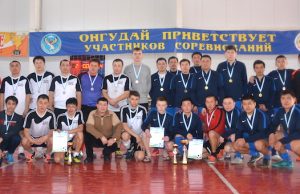 В Онгудае прошел республиканский турнир по мини-футболу
