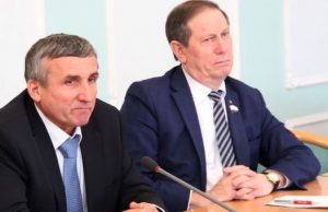 Эсеры и коммунисты раскритиковали «антидемократический» закон
