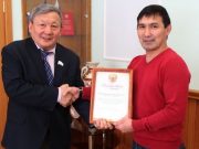 Федерация борьбы куреш на поясах заручилась поддержкой спикера Эл Курултая