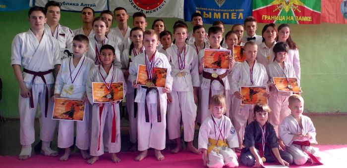 Горно-алтайские каратисты выиграли турнир в Бийске