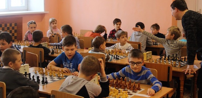 В Барнауле прошел турнир по шахматам памяти Юрия Ченцова